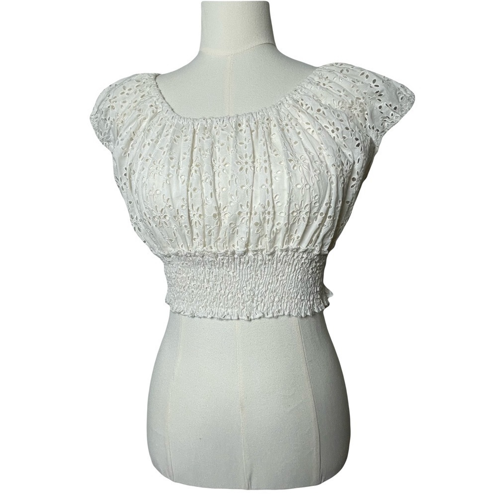 New Pink City Prints Tuckernuck Smocked White Eyelet Crop Top Size M Y2K garden